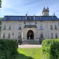 Laitse loss Saue vallas Harjumaal 2023. aasta suvel